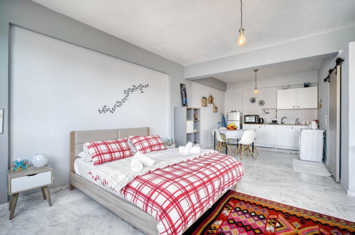 A Little Taste Of Home Apartments Atene Esterno foto